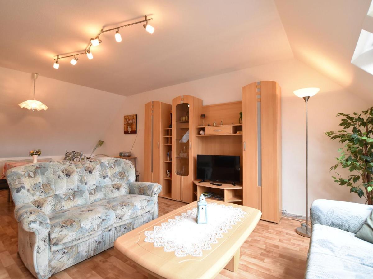 Attractive Apartment In Kluetz Near The Sea Klutz Kültér fotó